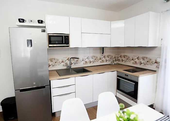 Apartman Romarin *
