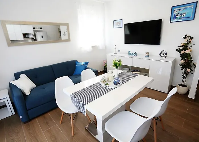 Apartman Romarin *